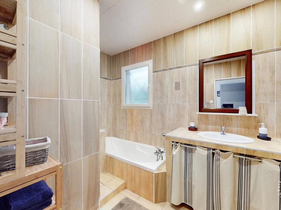 Les Oliviers Apartment Le Teich Bagian luar foto